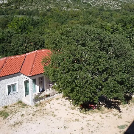 Anica Kuk Starigrad Paklenica