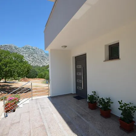 Anica Kuk Apartment
