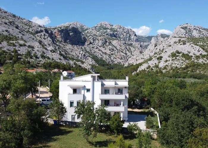 Anica Kuk Apartment Starigrad Paklenica