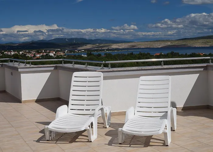 Anica Kuk * Starigrad Paklenica