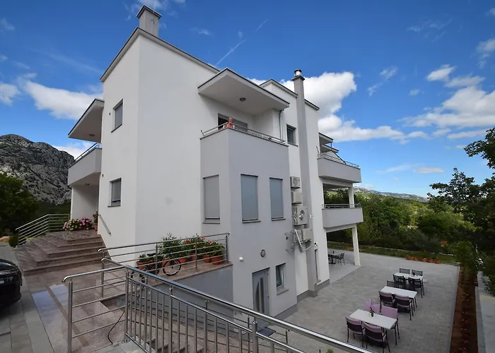 Anica Kuk Apartment Starigrad Paklenica