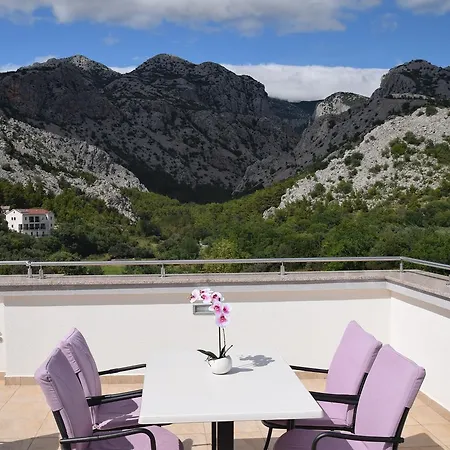 Anica Kuk Starigrad Paklenica